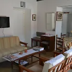 Landhuis I Plateia