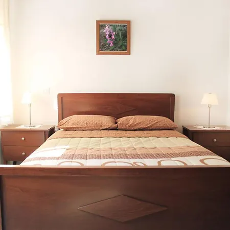 I Plateia Country house *